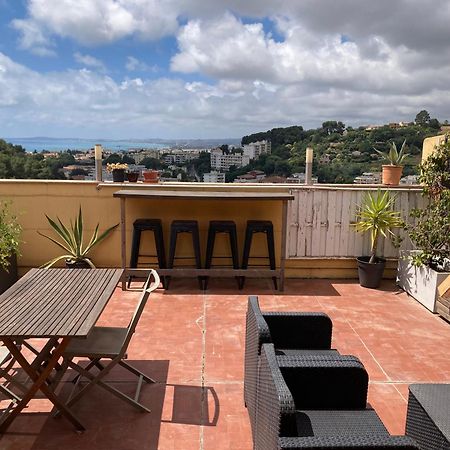 T2 Traversant Avec Une Grande Terrasse Et Piscine Cagnes-sur-Mer Buitenkant foto